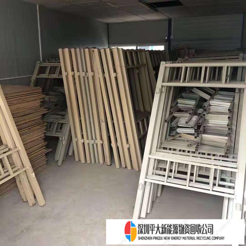 虎门回收二手铁床 回收建筑工地上下床 东莞学生宿舍上下铺床回收